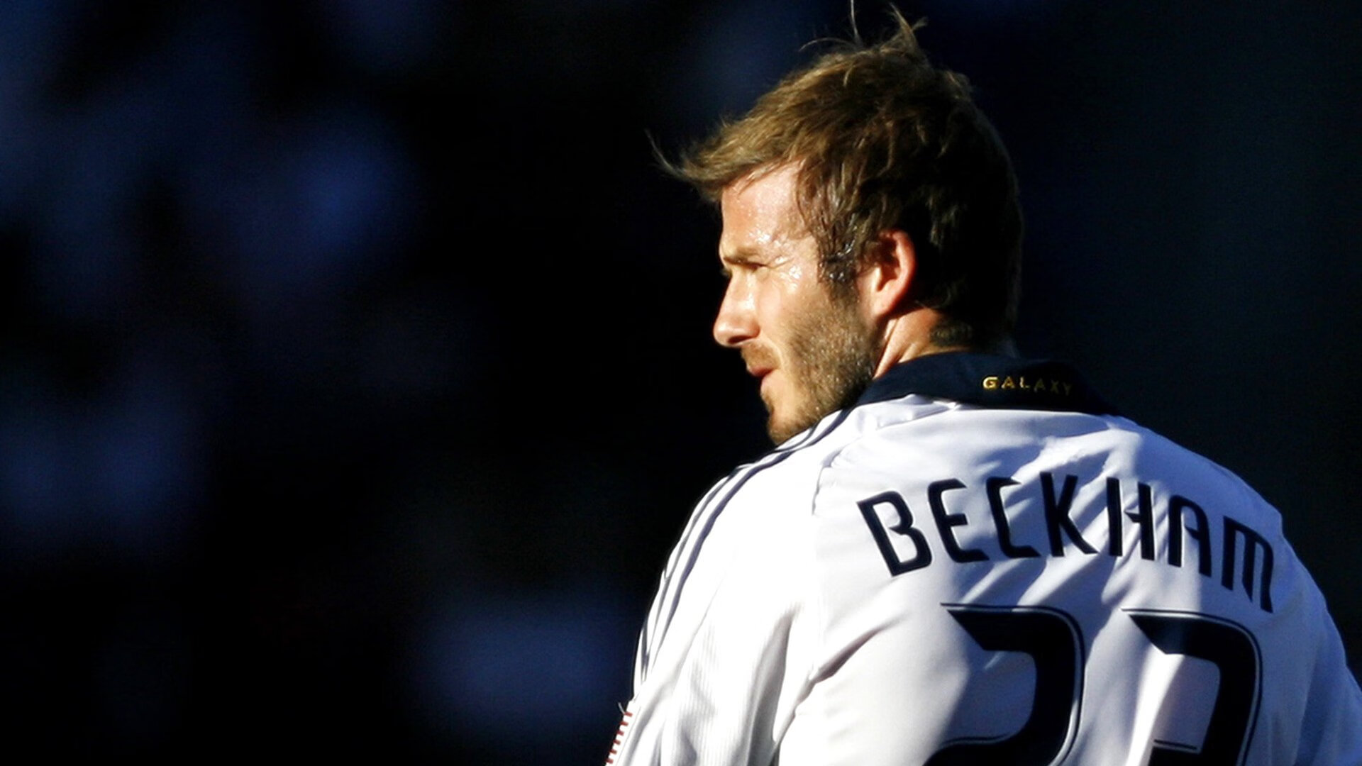 恩多比·恩乔：一位全面的球员，带领南非队走向新高度，恩多简历