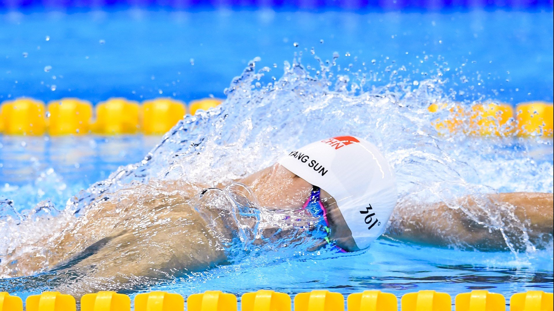 _特色体育旅游路线：边看风景边运动_，体育景观观赏旅游