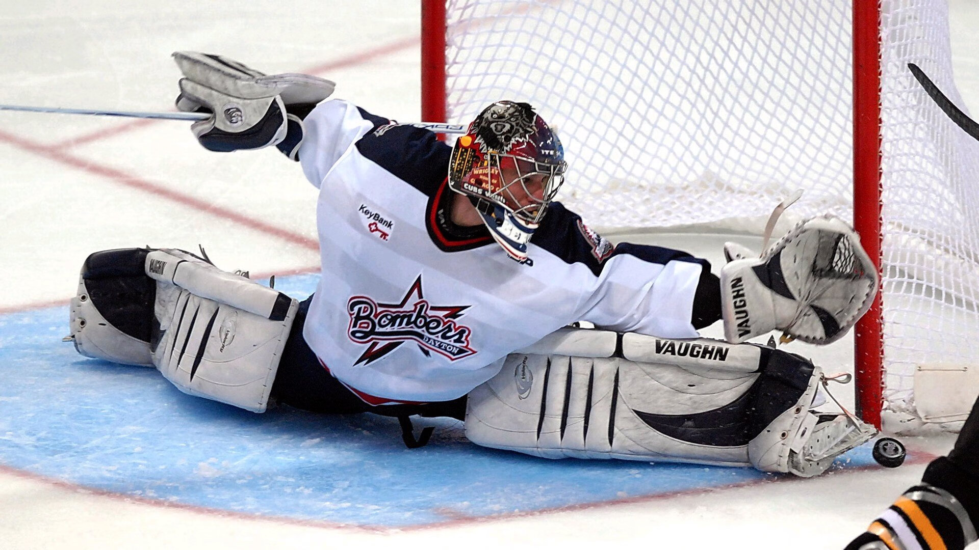 _篮球迷狂欢夜：明星球员线上互动助兴_，篮球迷聚集地综艺